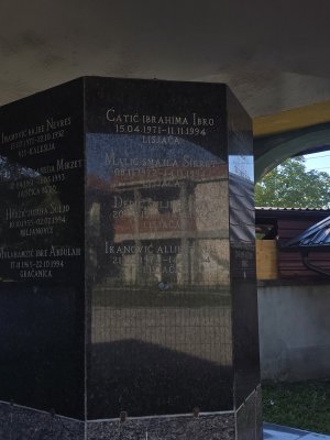 Šehidska spomen-česma Vukovije Donje — Fotografija 4 od 7