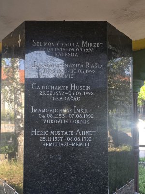Šehidska spomen-česma Vukovije Donje — Fotografija 6 od 7